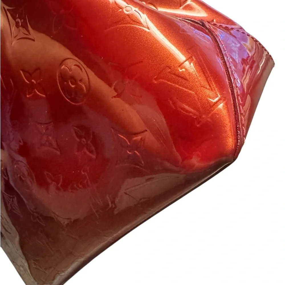 Louis Vuitton make handbag